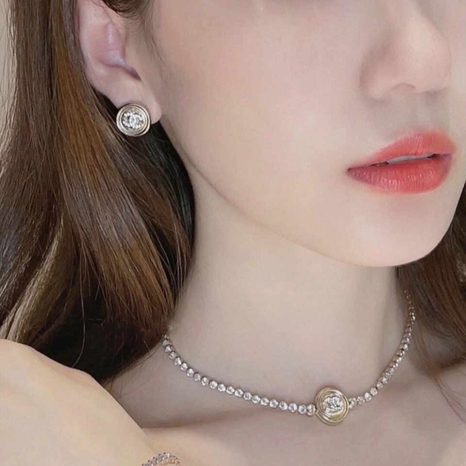 Chanel earrings 109242