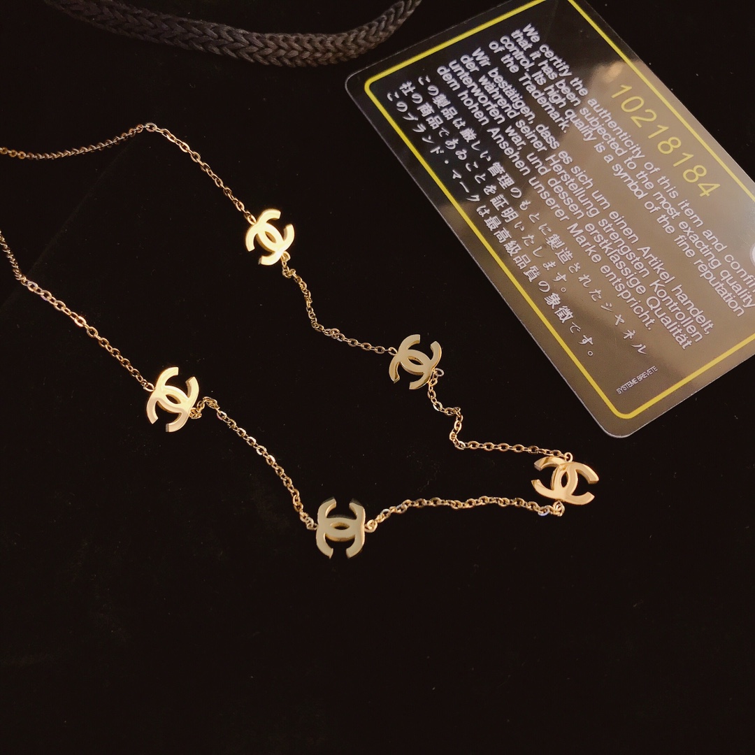 X040 Chanel necklace 109205