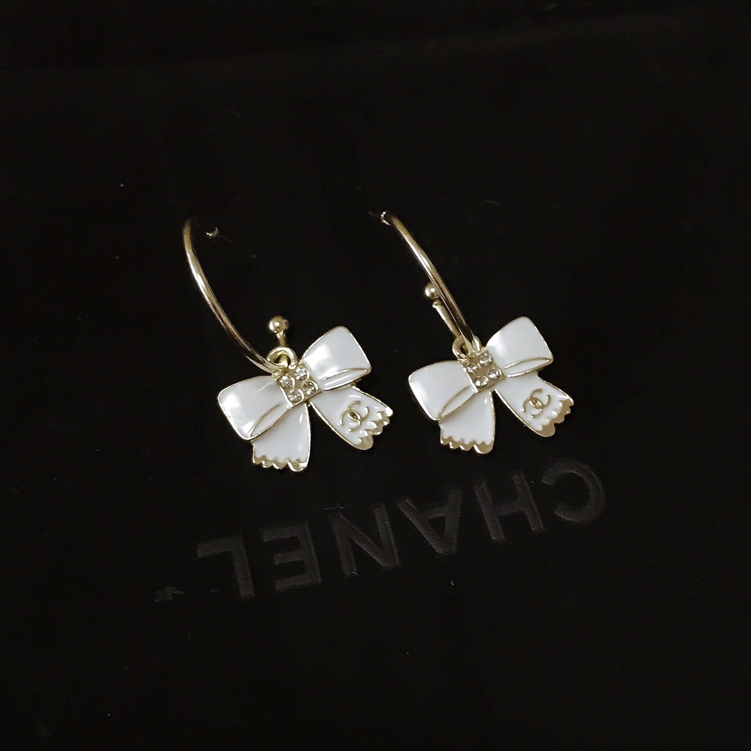 Chanel earrings 109273