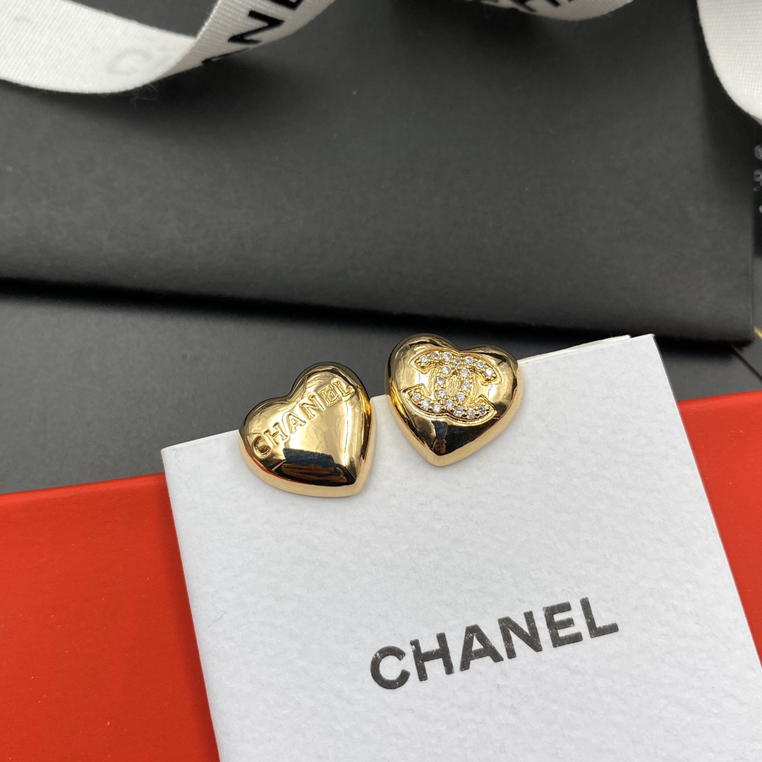 A214 Chanel earrings 108224