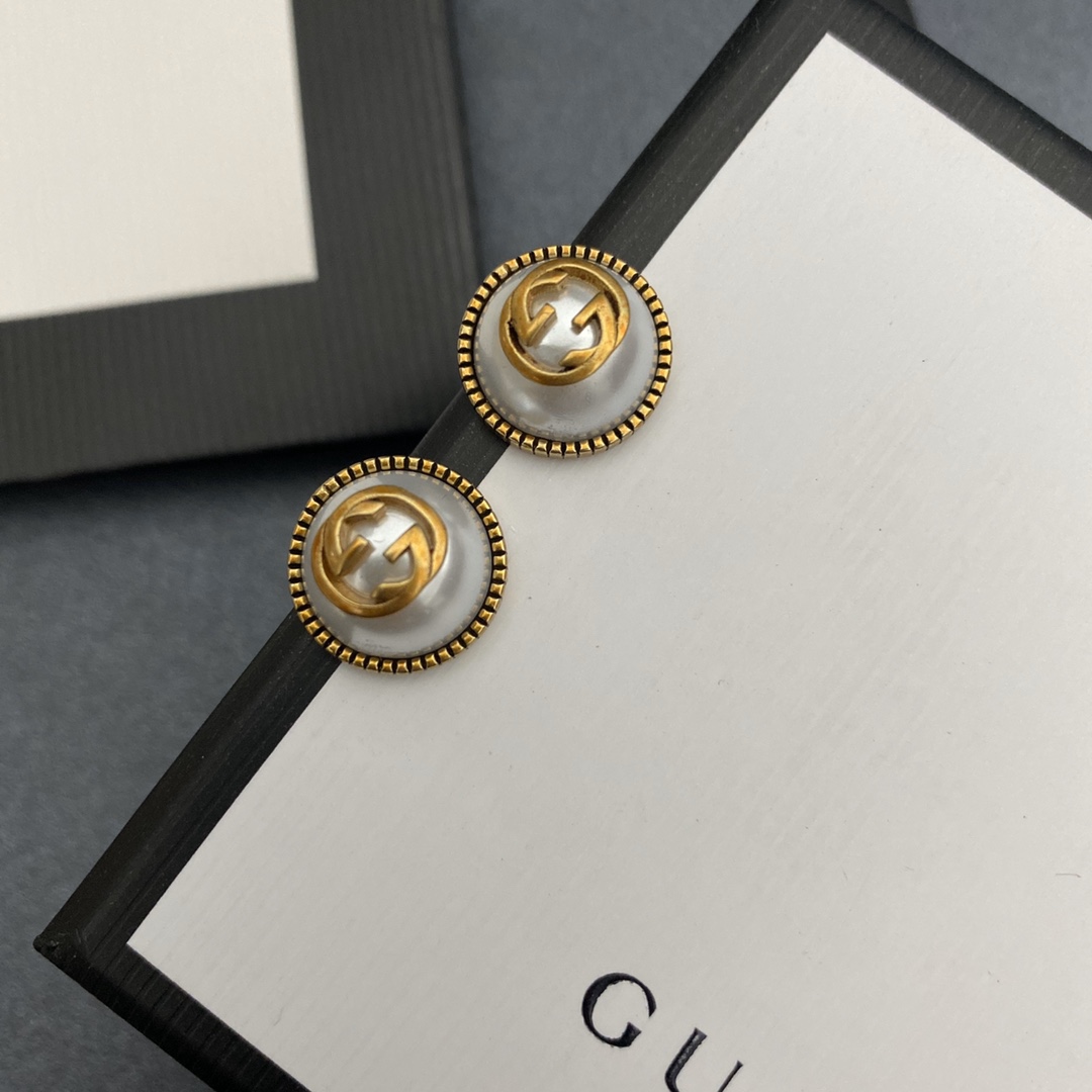 A318  Gucci earrings 109373