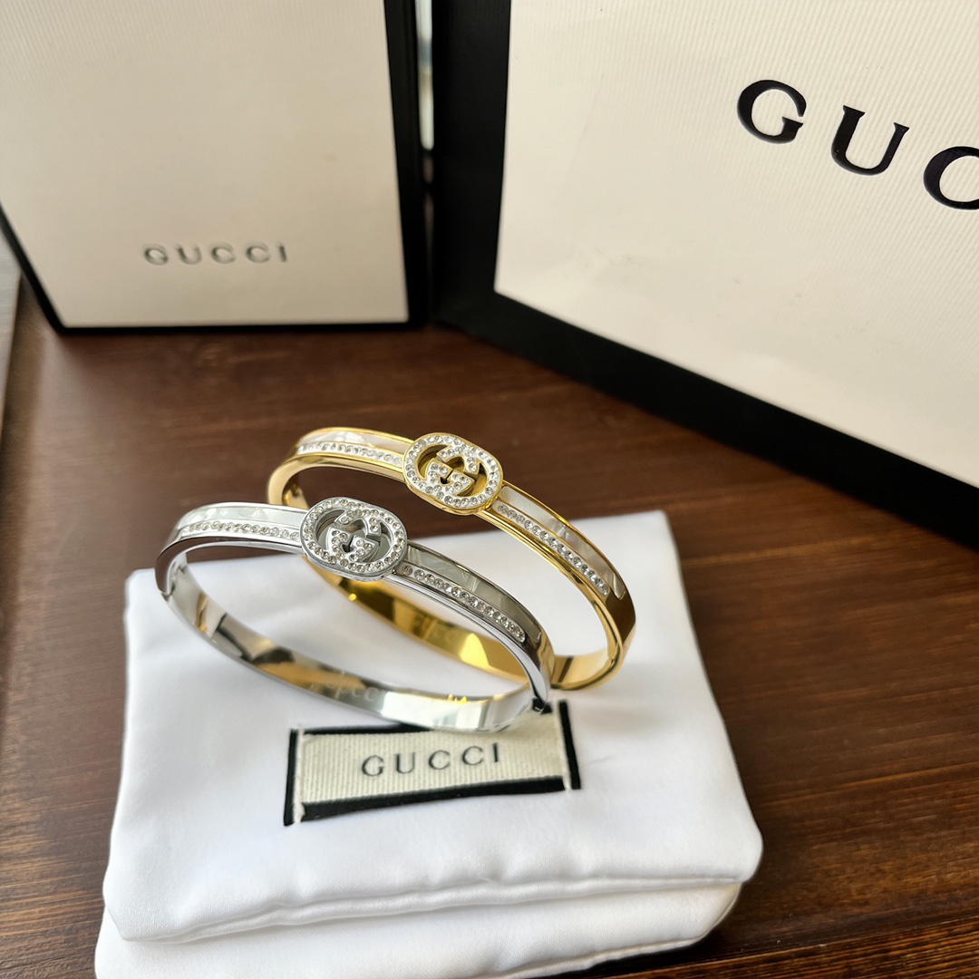 Gucci bracelet