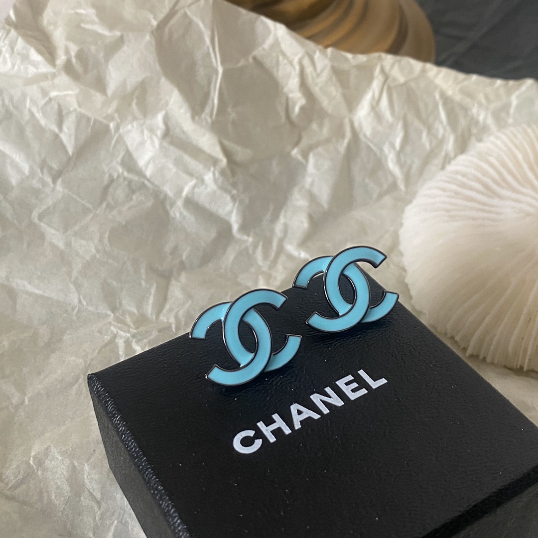A901 Chanel earrings cc stud blue color 109464