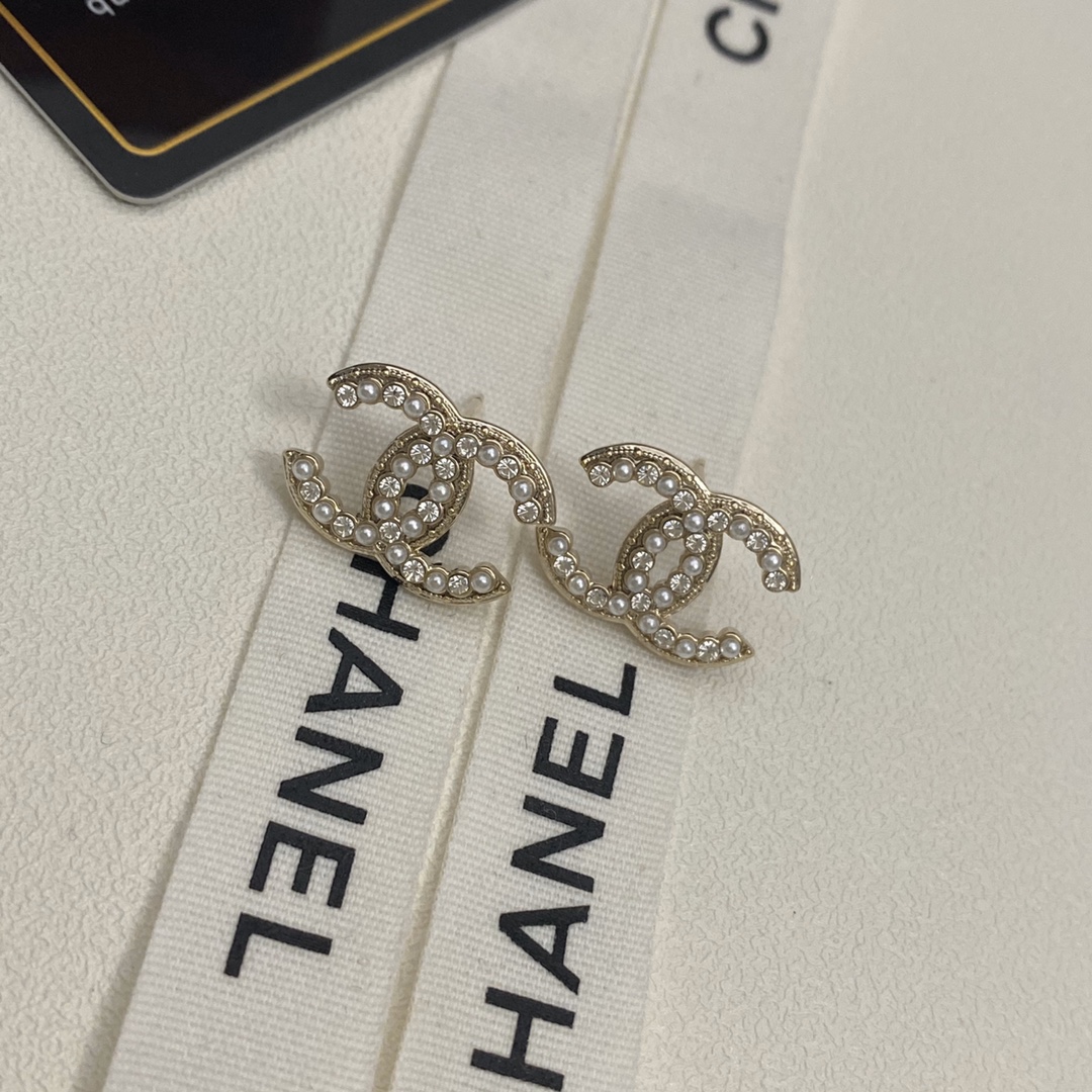 A252  Chanel earrings cc 109457