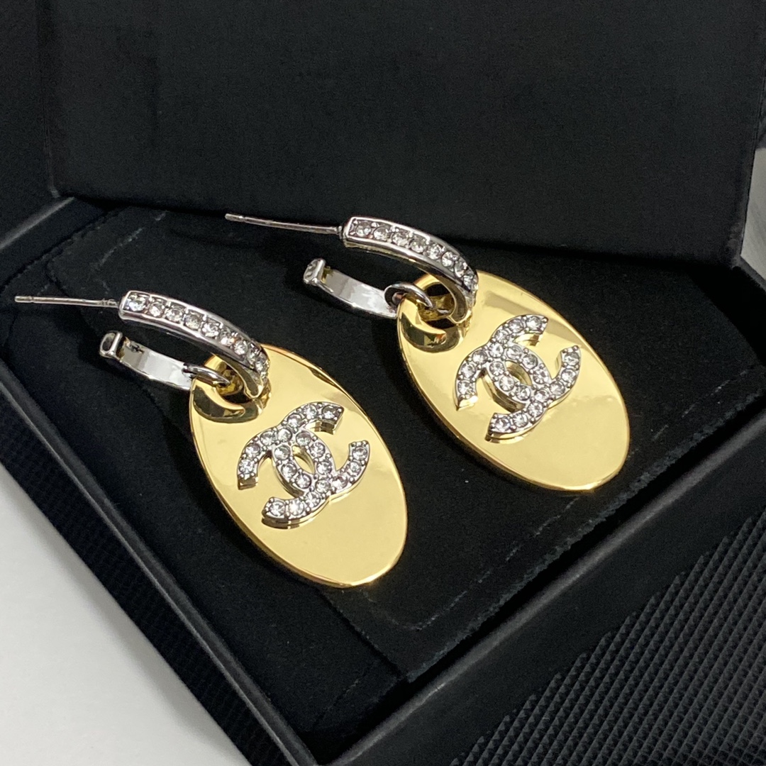 A430 Chanel earrings 109452