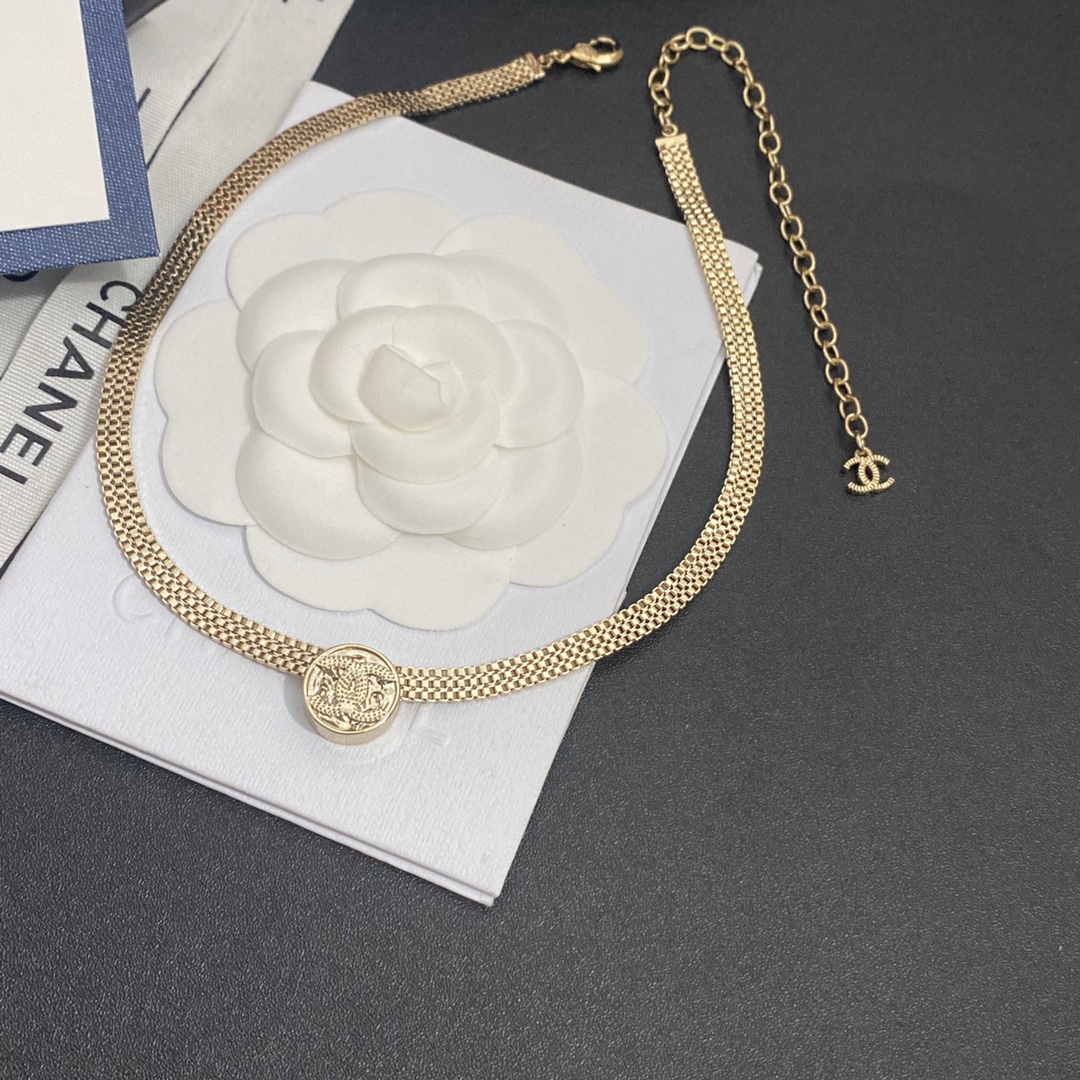B021 Chanel necklace 109450