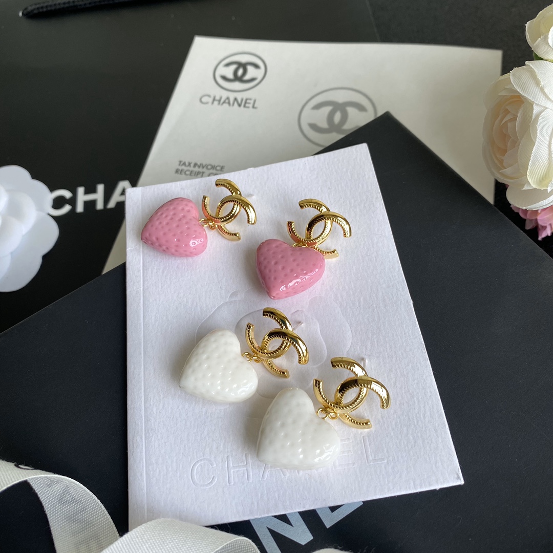 A951 Chanel earrings 109430