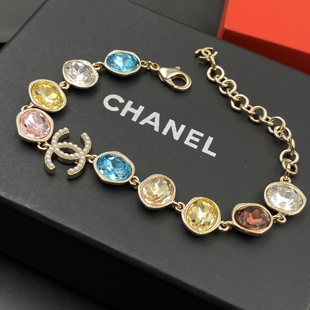 B130 Chanel bracelet 109564