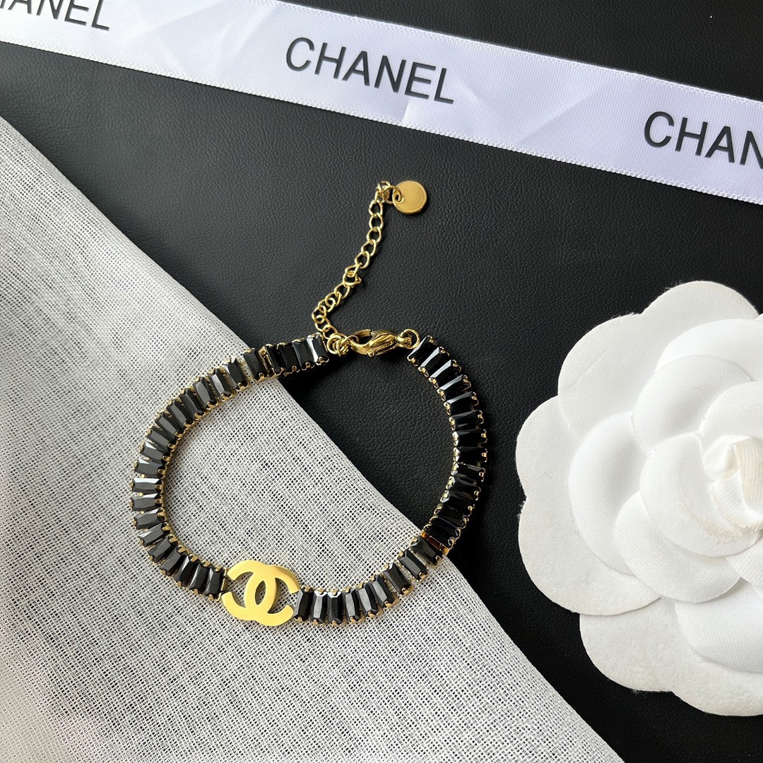 L108 Chanel bracelet 109538
