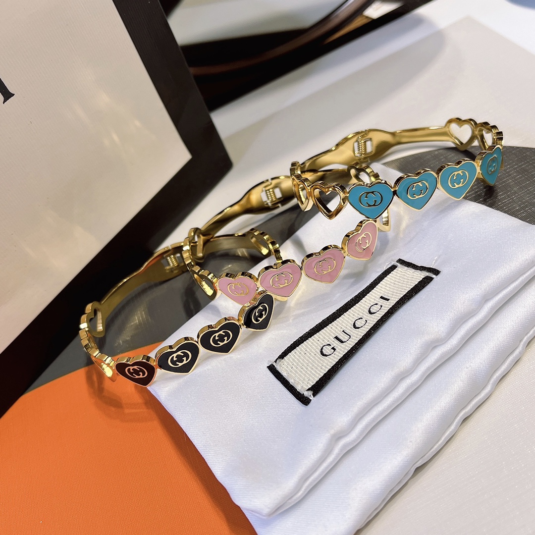 S327  Gucci bracelet 109528