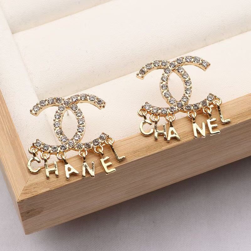 Chanel earrings 109522