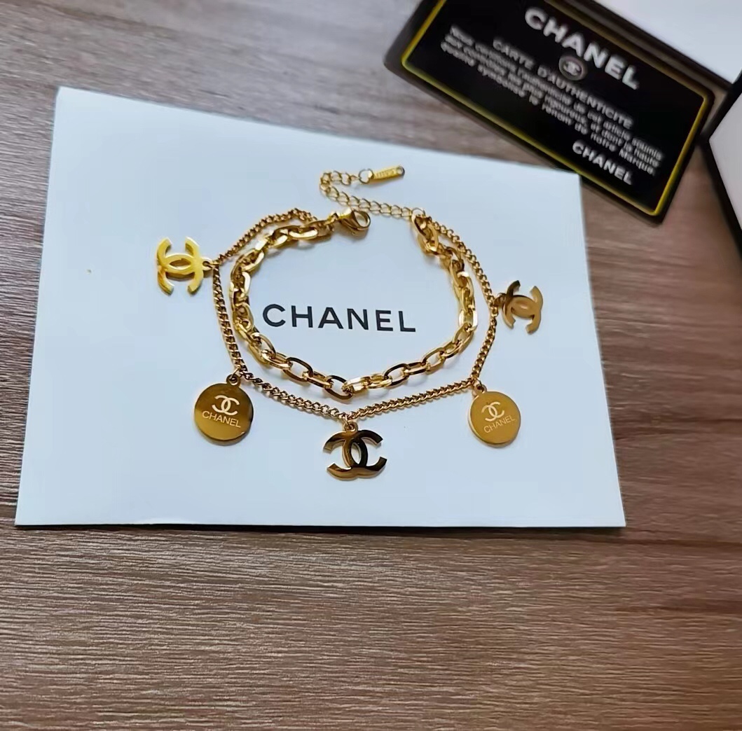 Chanel bracelet 109508