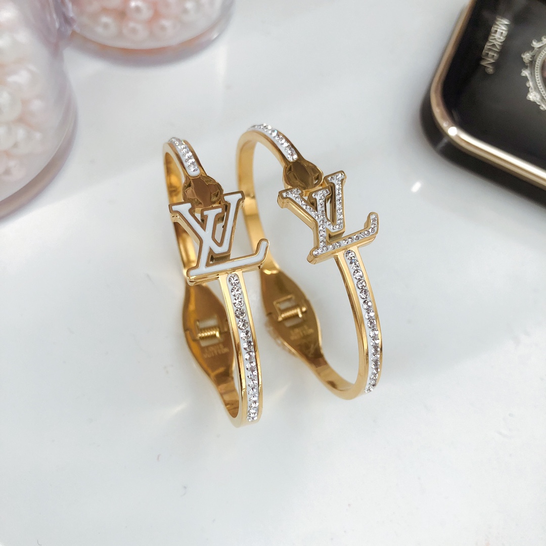 LV bracelet 109506