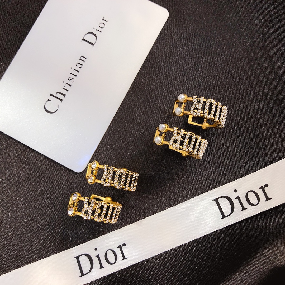 A382  Dior hoop earrings 109608