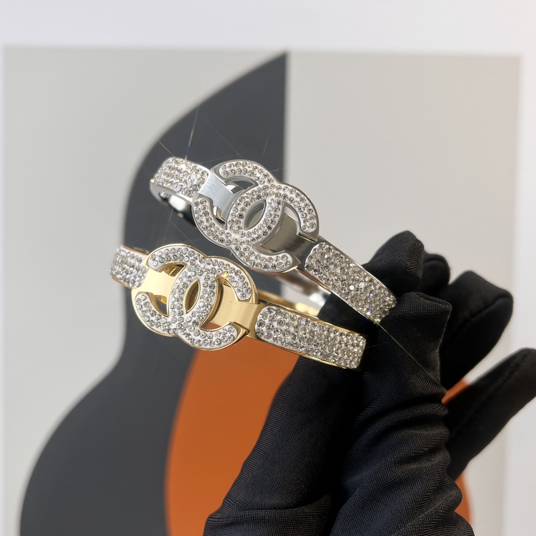 S307 Chanel bracelet 109578
