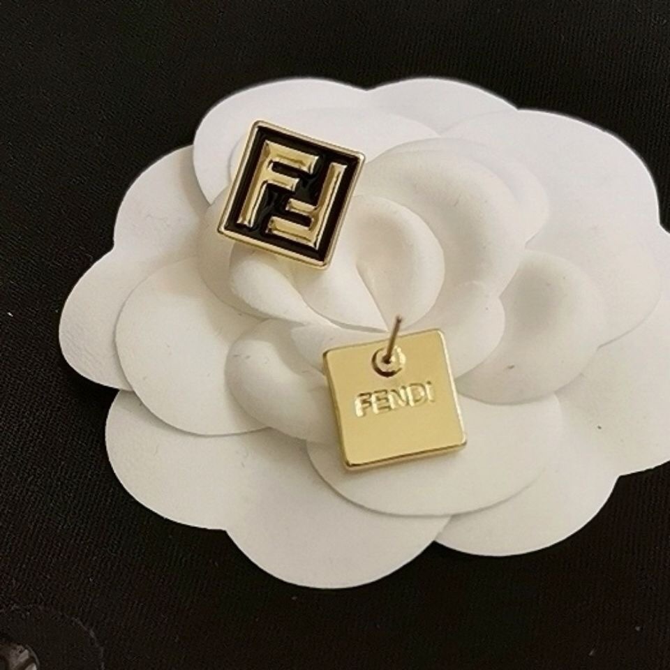 Fendi earrings 109646