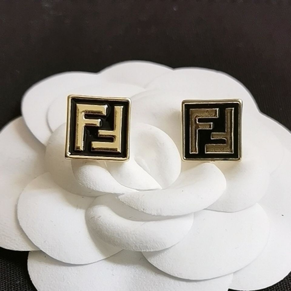 Fendi earrings 109646