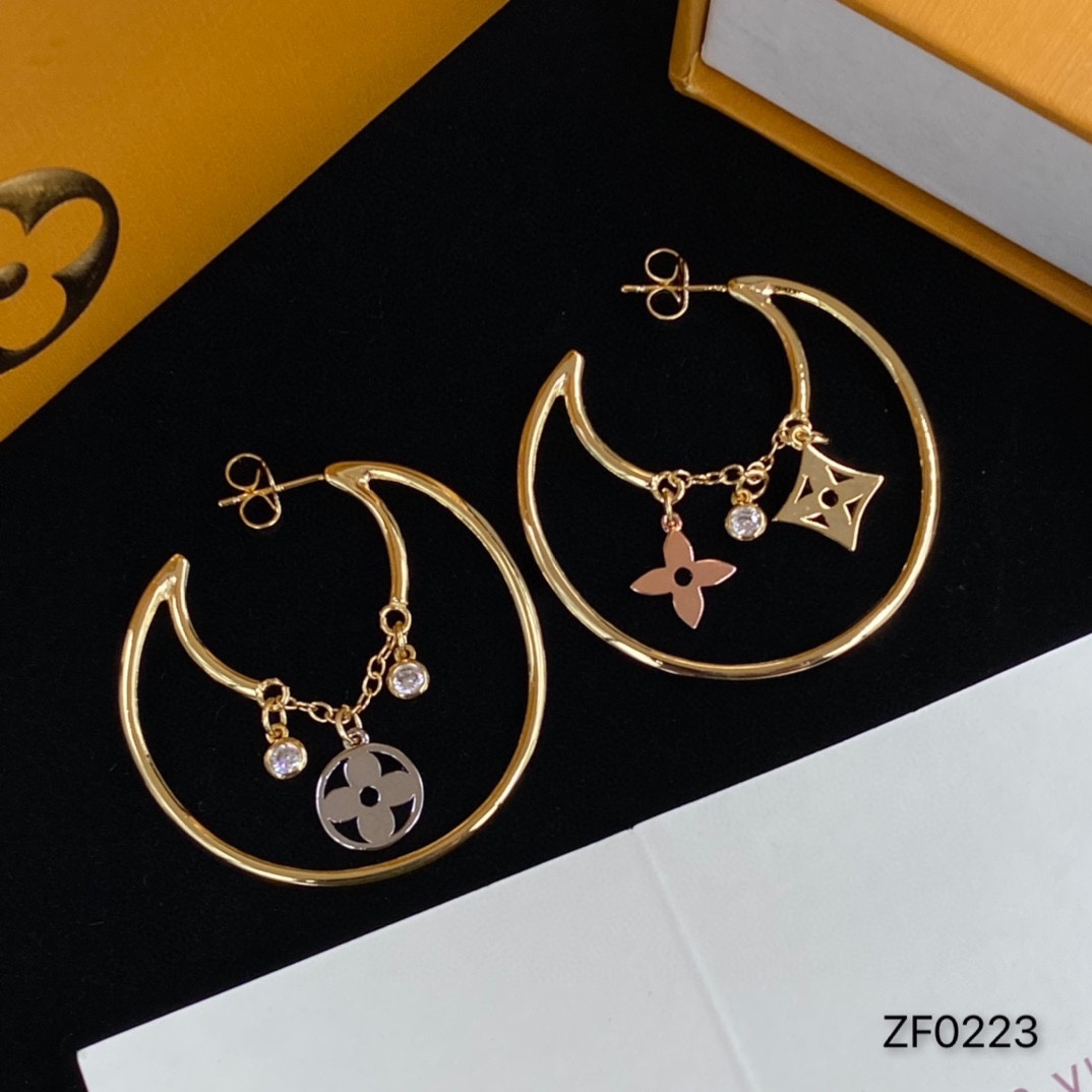 A756  LV earrings 109683