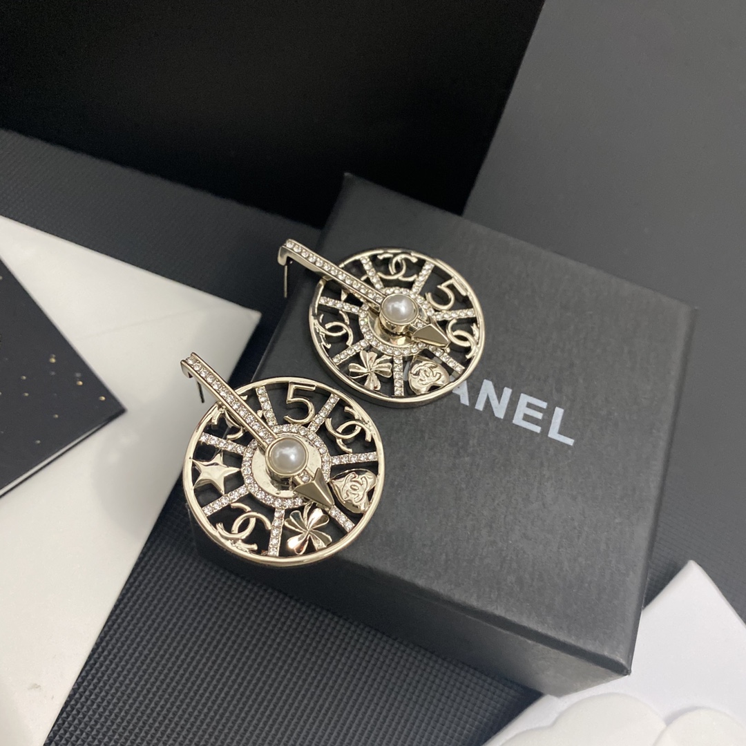A575  Chanel earrings 109675