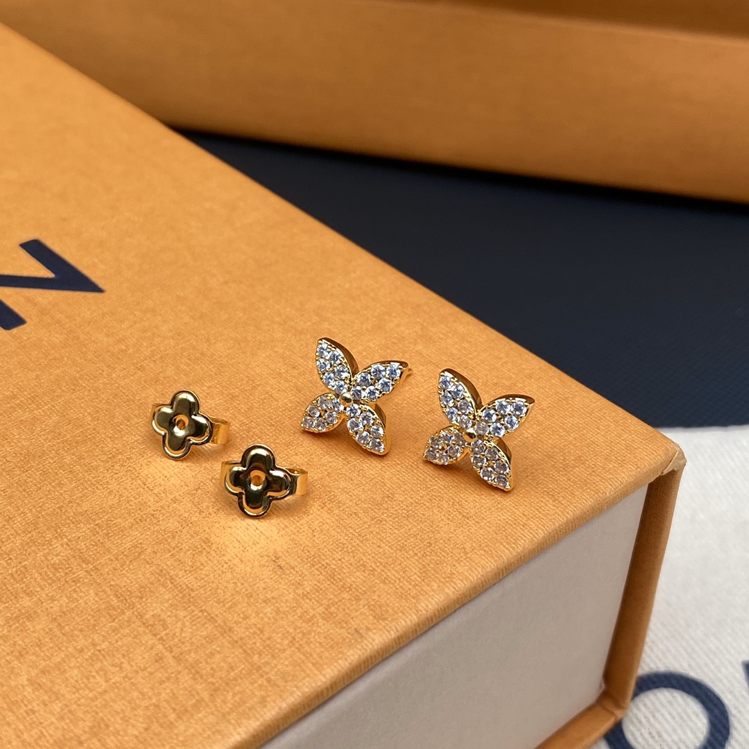 A1011  LV-earrings 109671