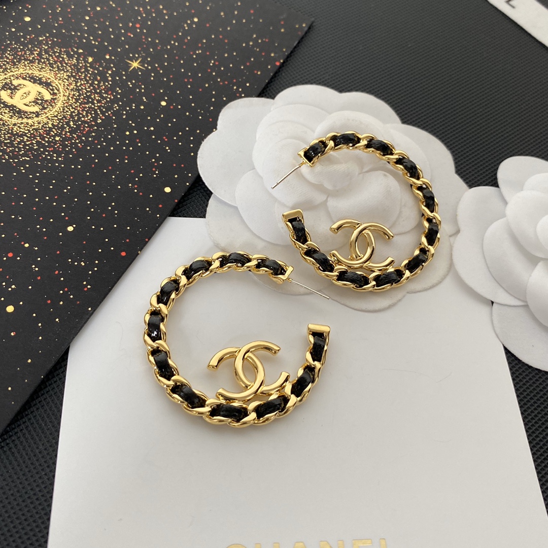 Chanel earrings 109776