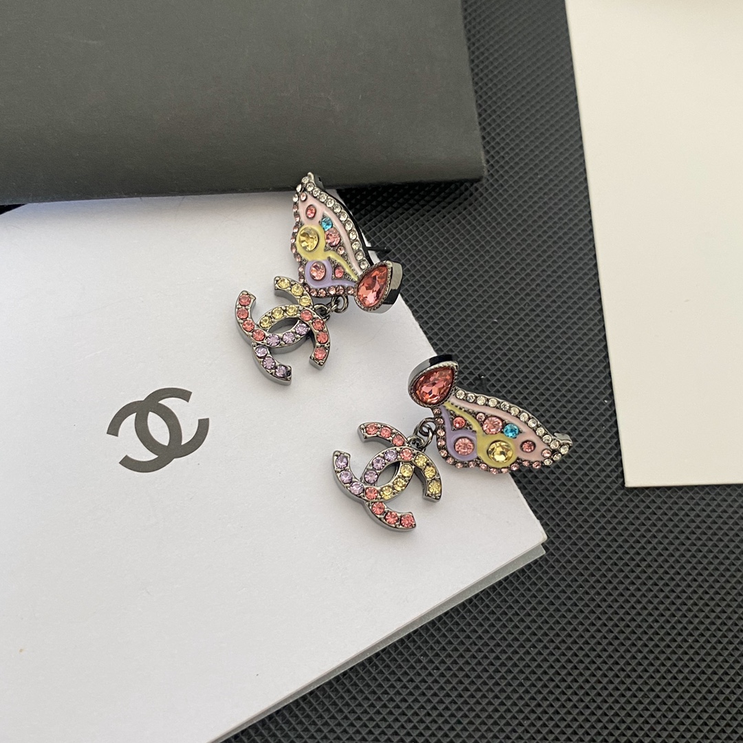 A955  Chanel earrings 109773