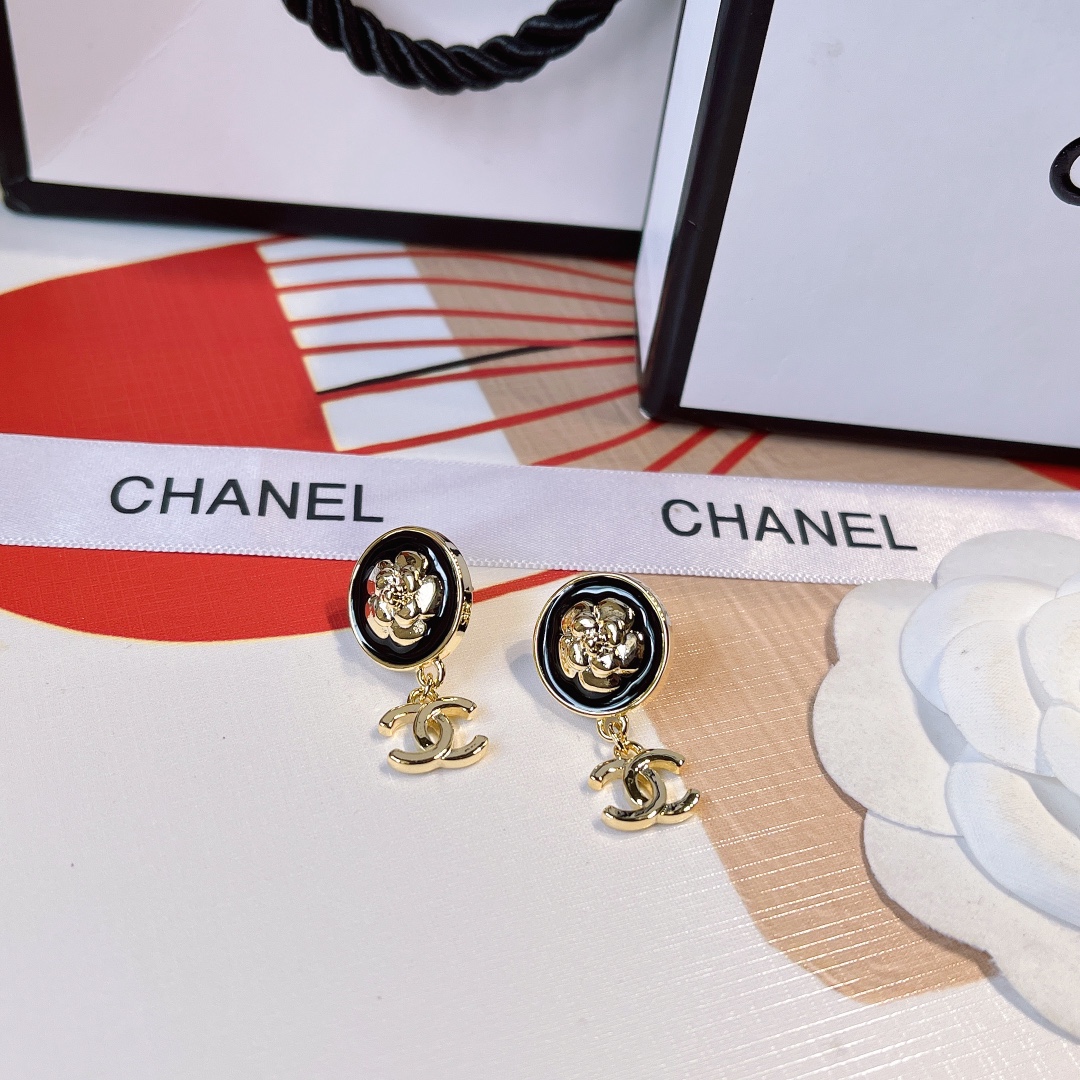 A782 Chanel earrings 109763