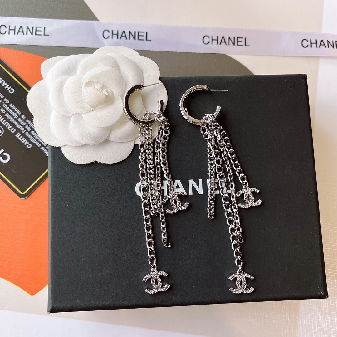 A789  Chanel earrings 109753