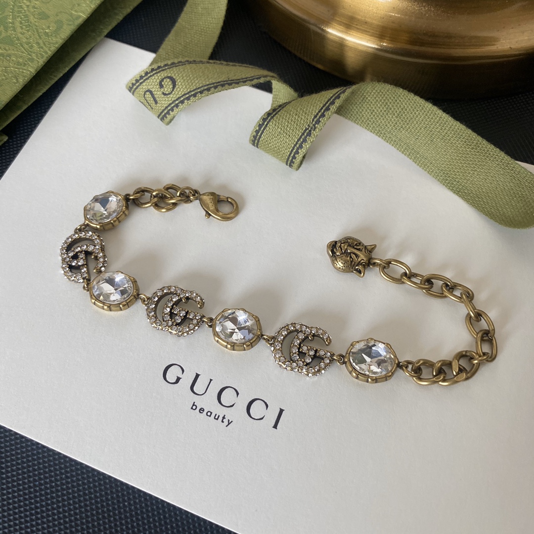 B364  Gucci bracelet 109829