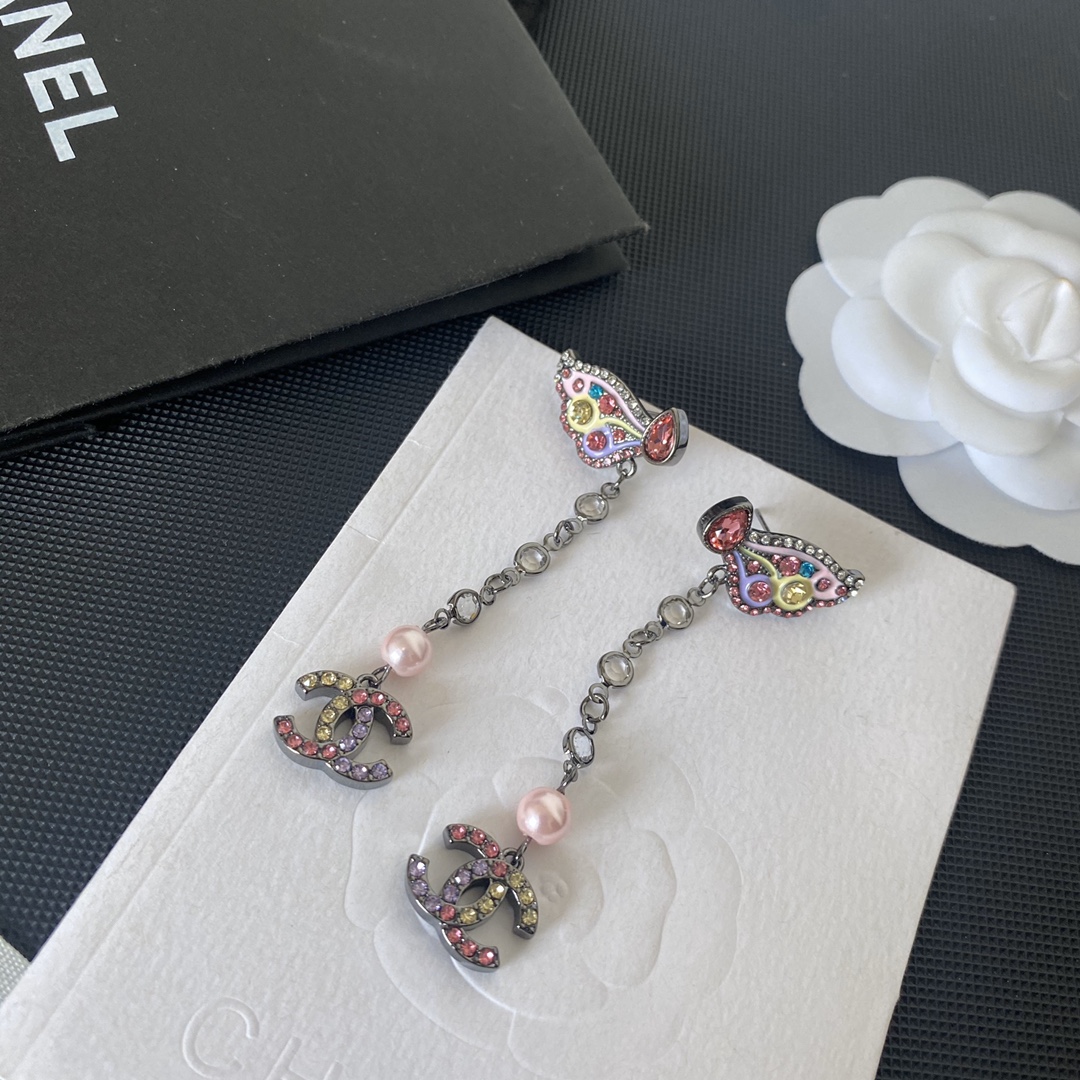 A760  Chanel earrings 109823
