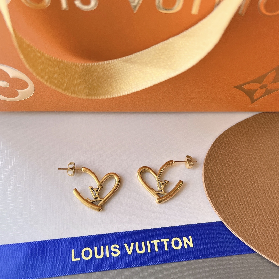 A795 LV earrings 109813