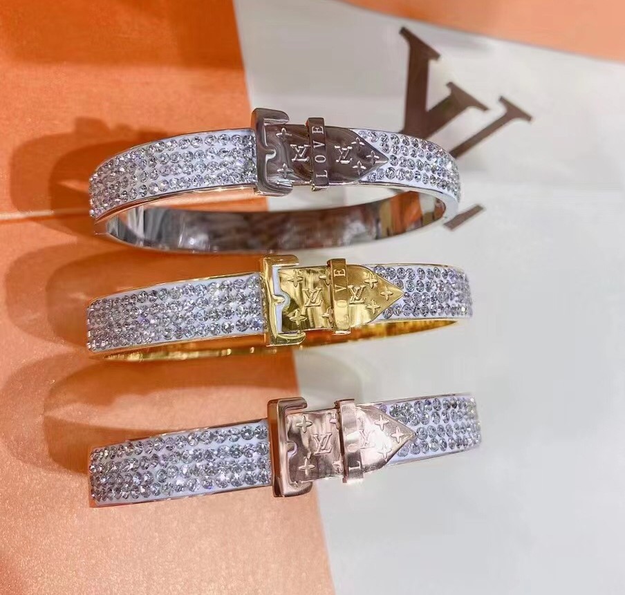 LV Bracelet 109846