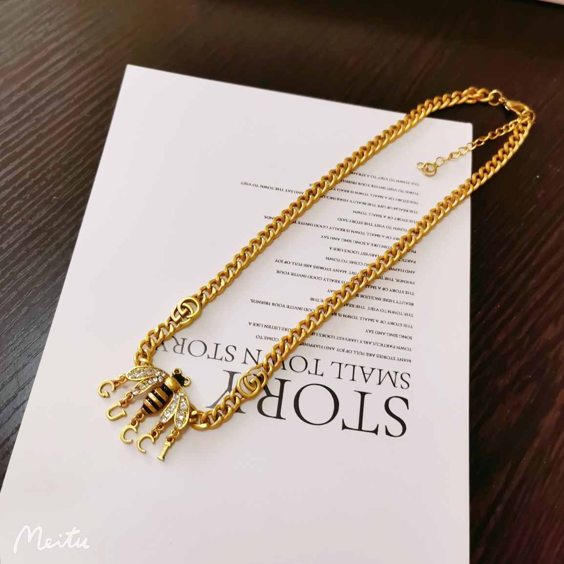 Gucci choker bee necklace 109850
