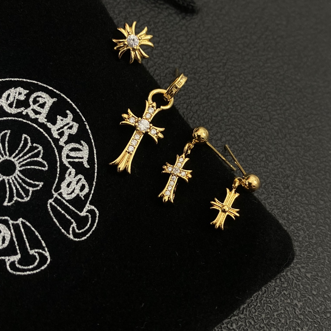 PT055-Chrome Hearts earrings 4pcs 109861