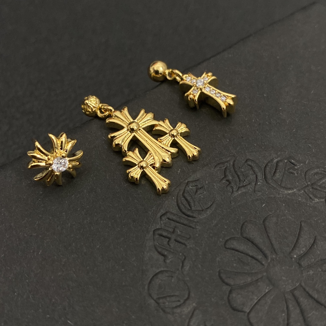 PT048  Chrome Hearts earrings 3pcs 109865