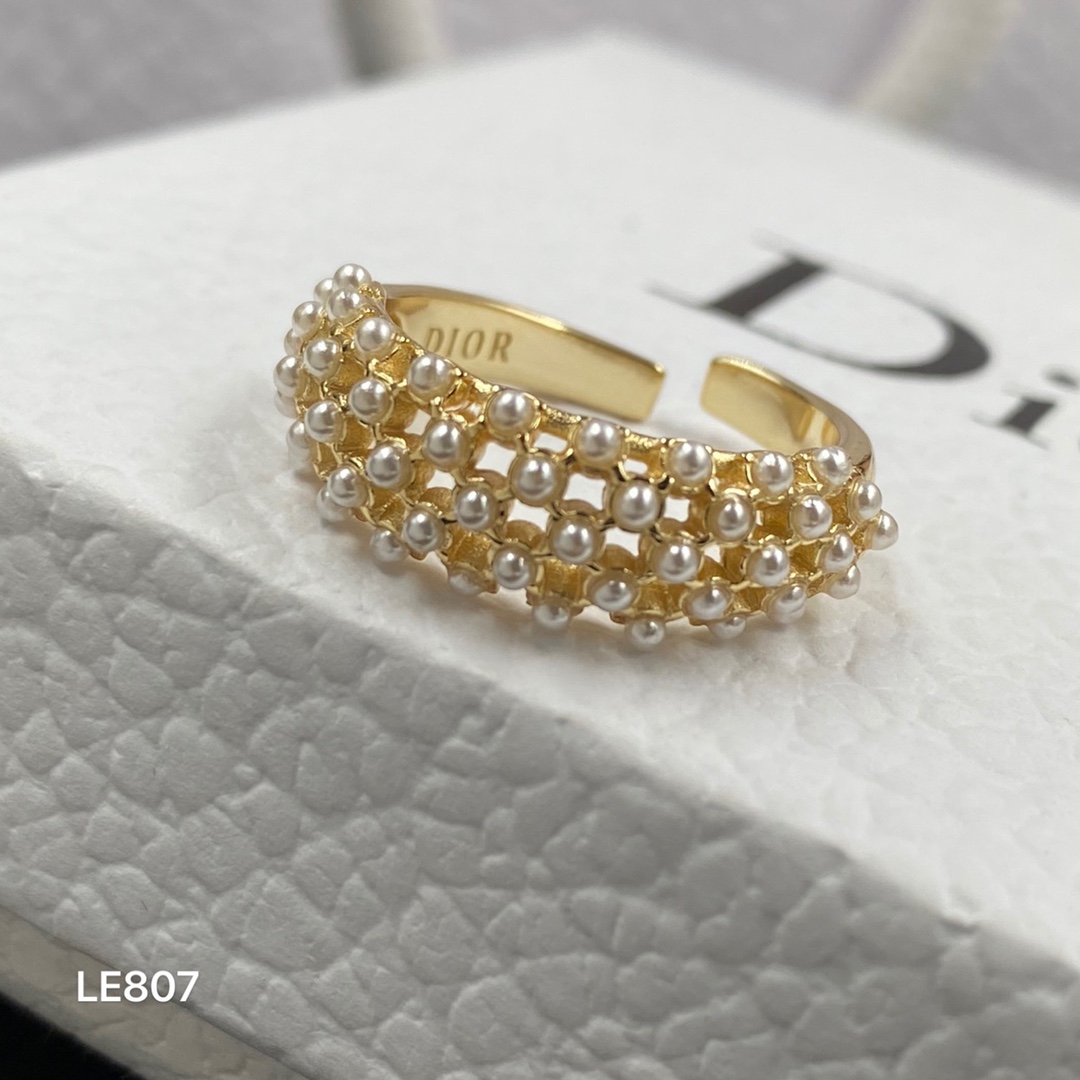 Dior pearls ring 109904