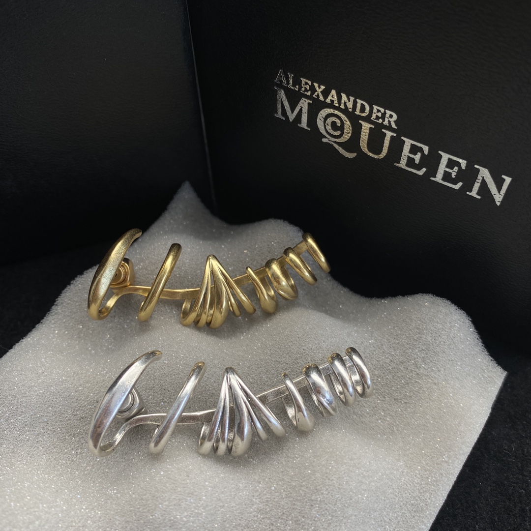 Alexander Mcqueen earrings 1pcs 109908