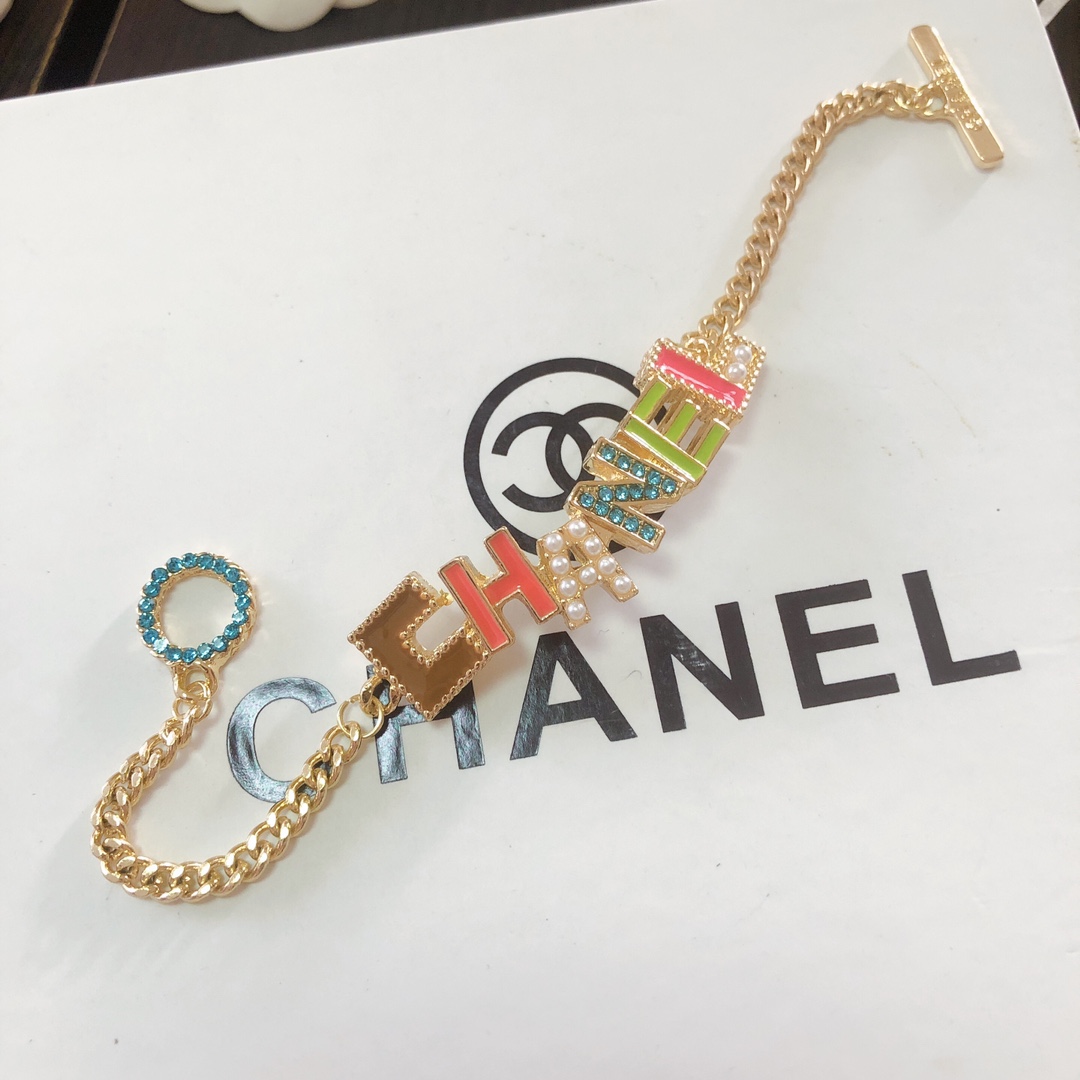Chanel bracelet 109915