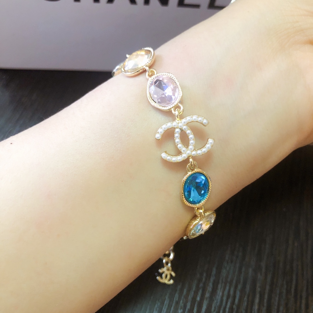 Chanel bracelet 109916