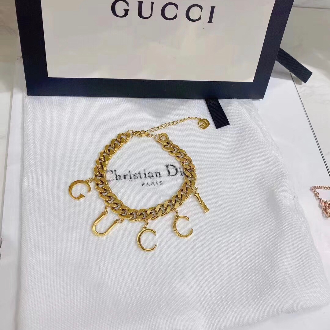 Gucci bracelet 109918