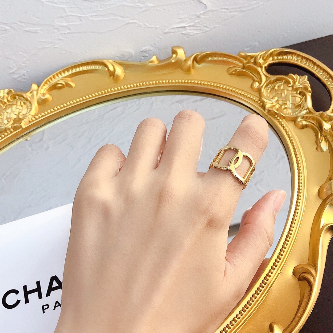 J022 Chanel ring 109934