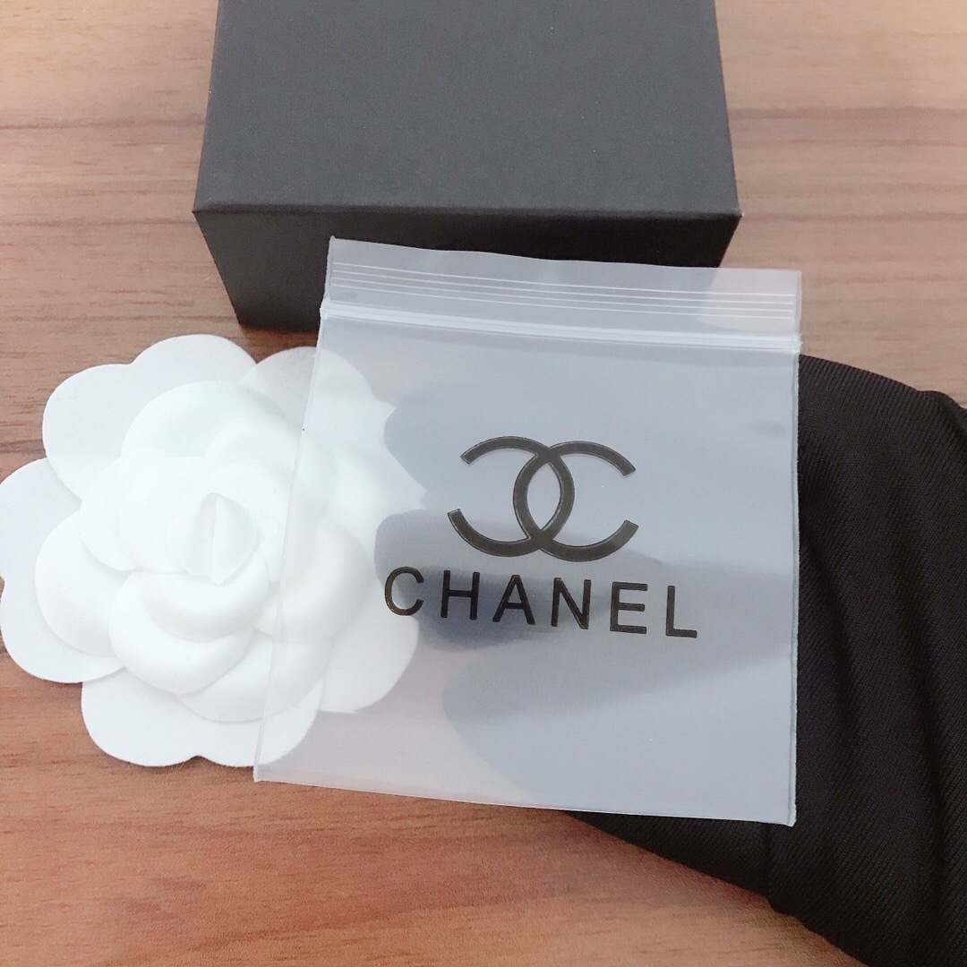 100pcs Chanel opp jewelry packaging bag