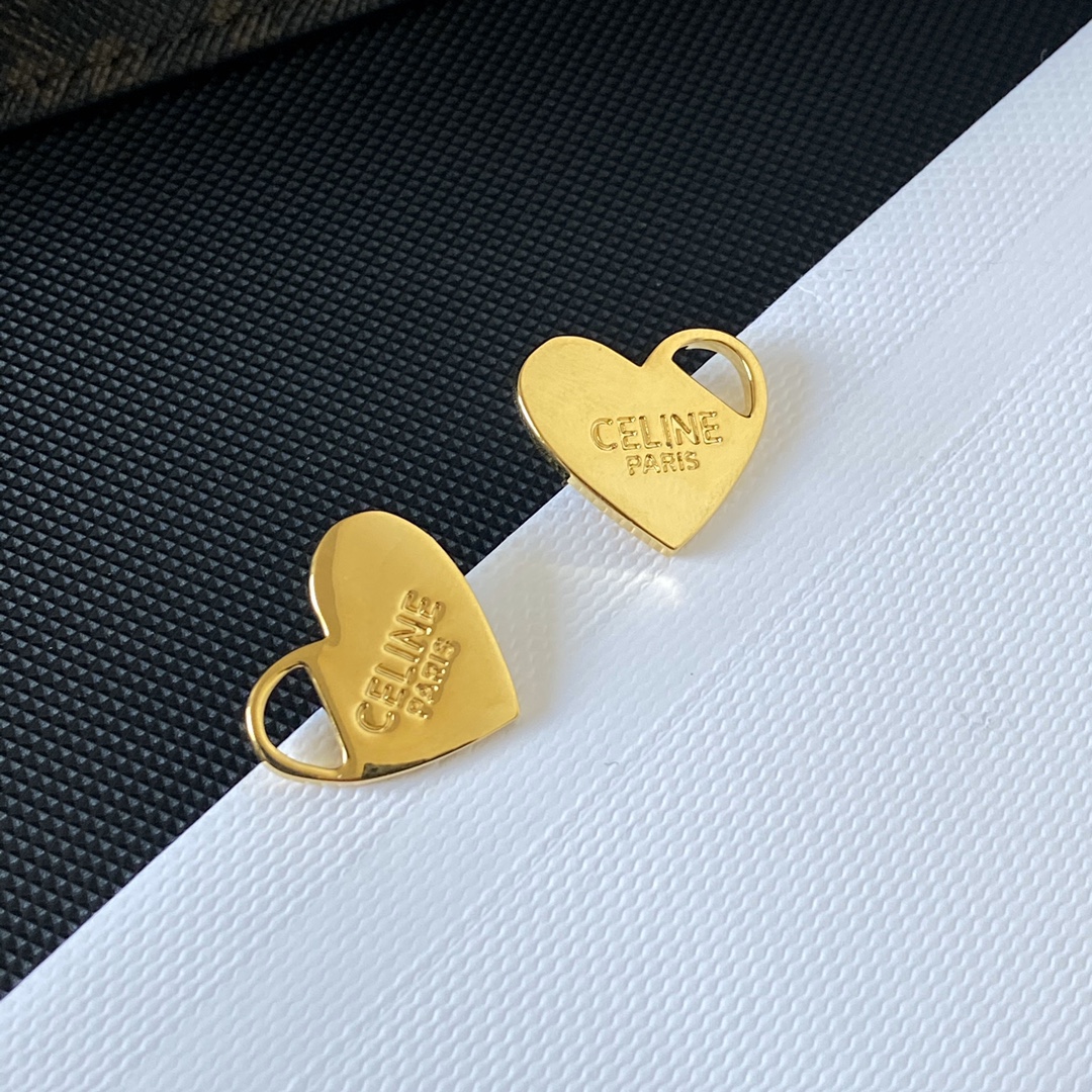 A1100 Celine gold heart earrings 110007