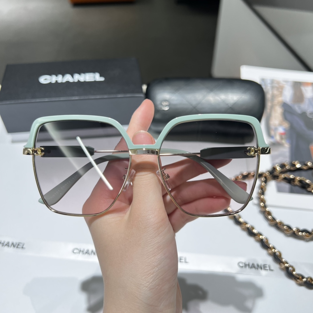 Chanel women/men sunglasses 3005