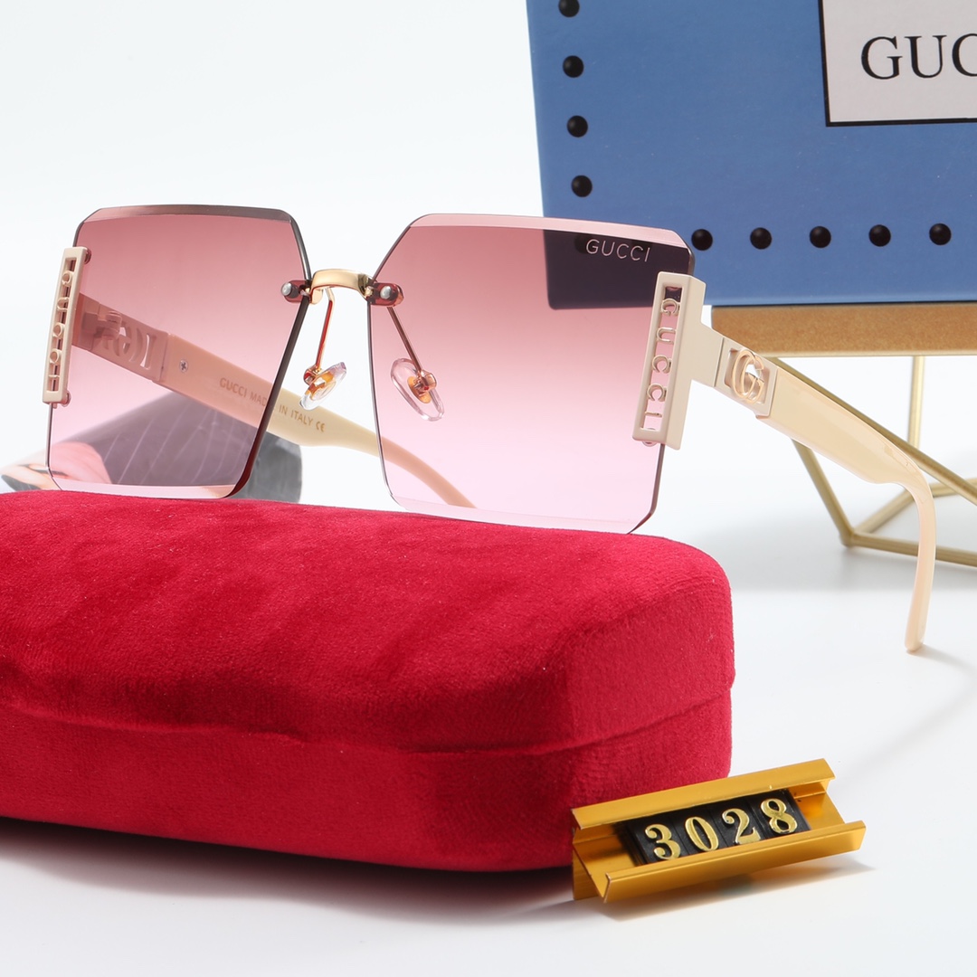 Gucci Men/Women Sunglasses 3028