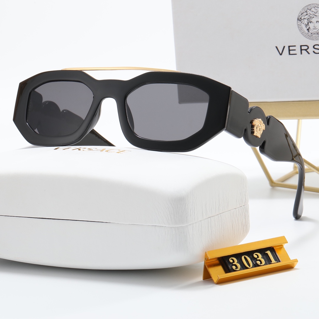 Versace Men/Women Sunglasses 3031