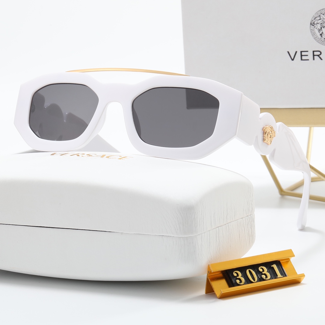 Versace Men/Women Sunglasses 3031