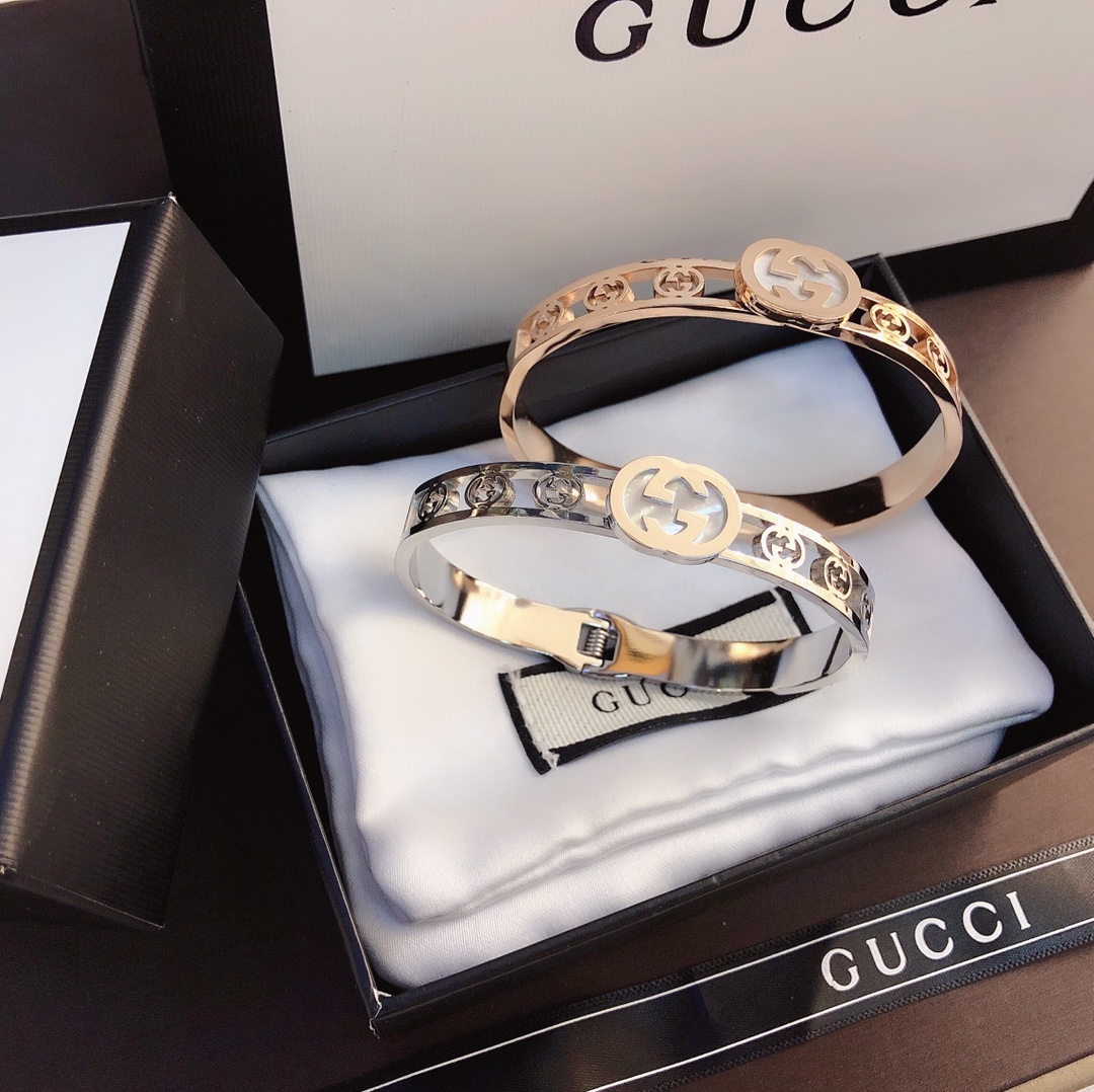S078 Gucci bracelet 110200