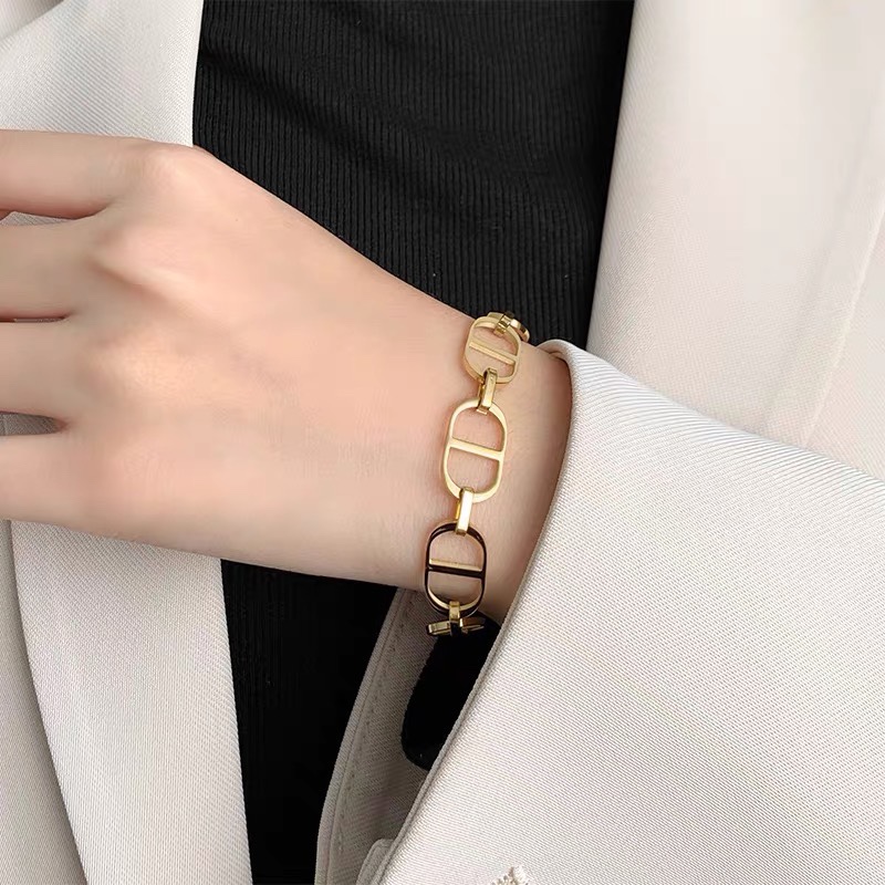 L027 Dior bracelet 110194