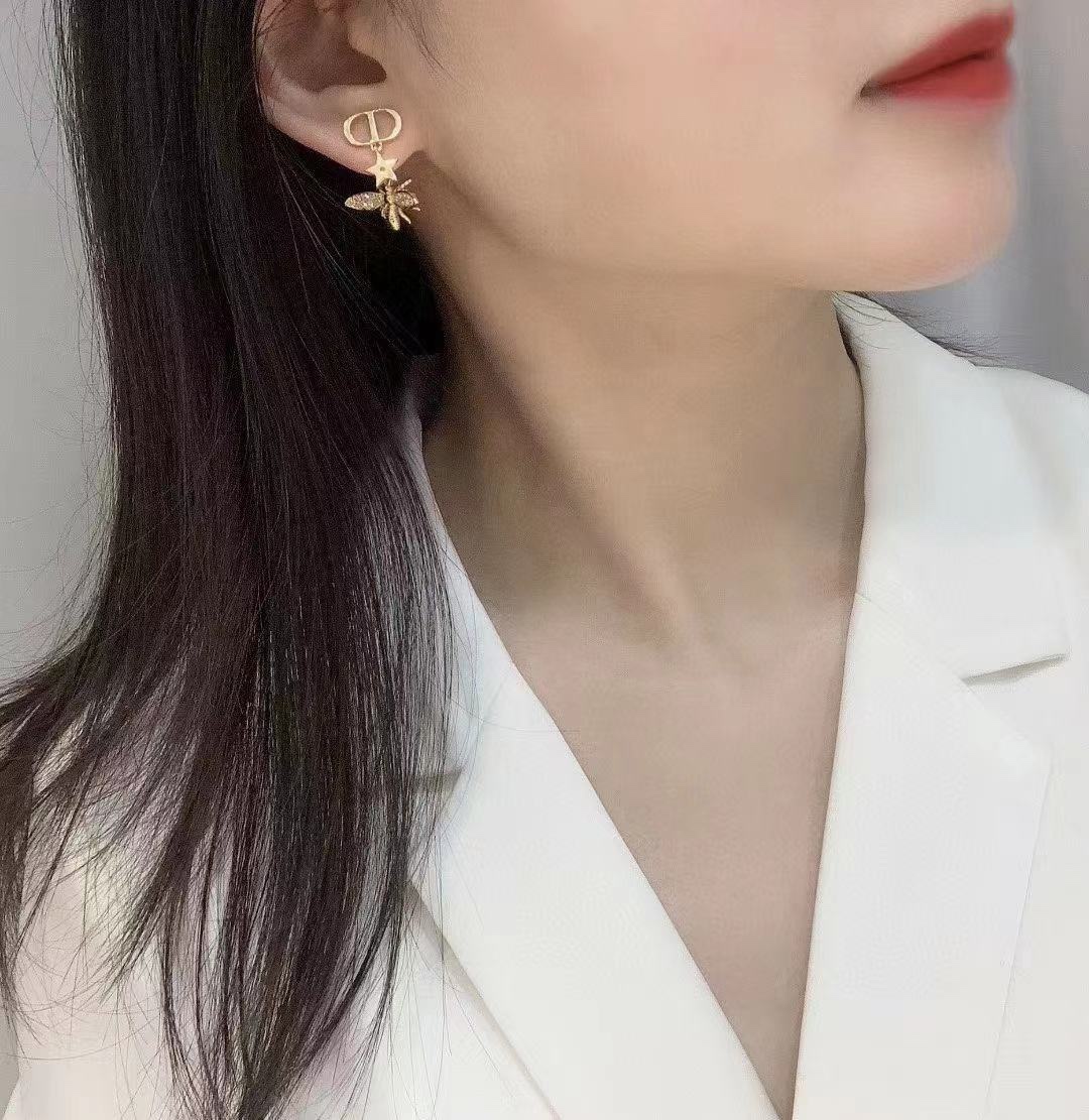 A281 Dior bee earrings 110193